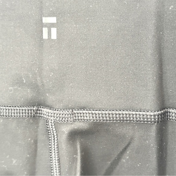 Tommy John Go Anywhere Leggings Black Pocket High-Rise Compression Size L - Picture 7 of 14